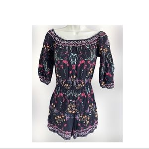 FLYING TOMATO- Black print color romper size Small.